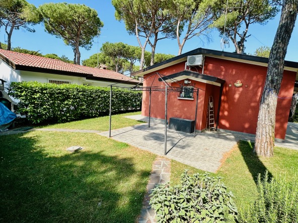 Villa singola trilocale in vendita a Lignano Riviera